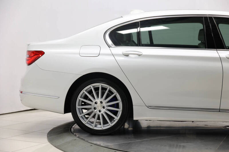 2016 BMW 7 Series 750i xDrive