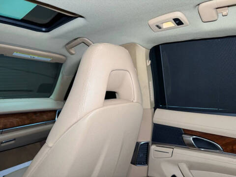 2012 Porsche Panamera