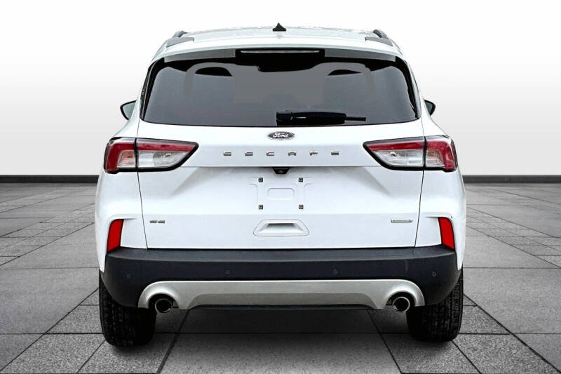 2020 Ford Escape SE