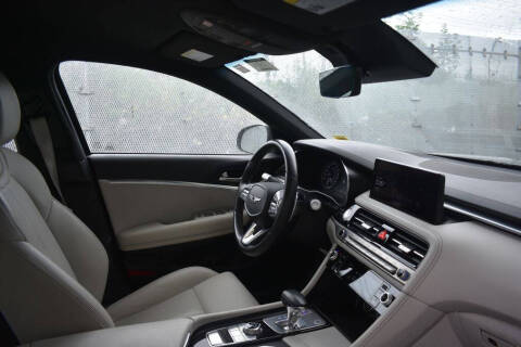 2025 Genesis G70