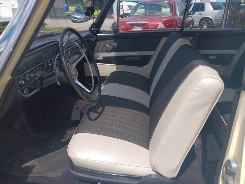 1961 Ford Falcon