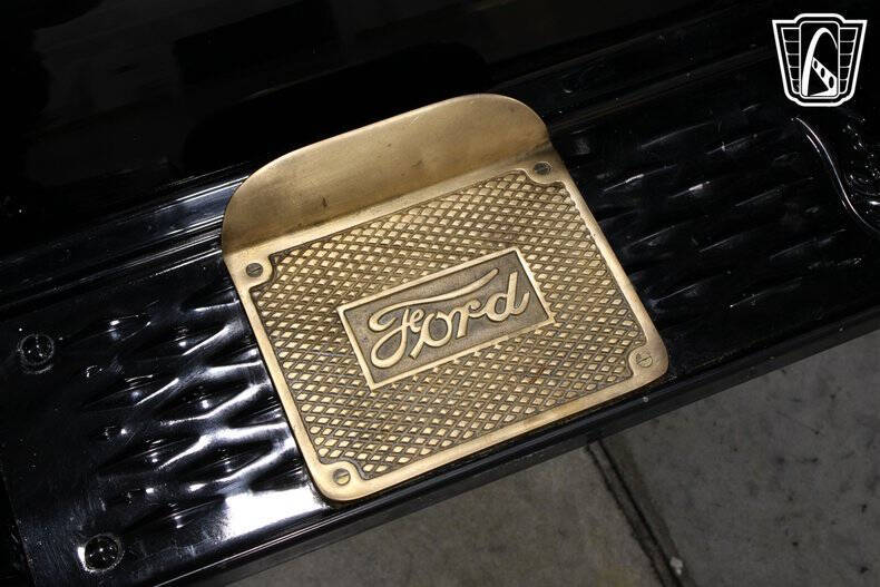 1916 Ford Model T