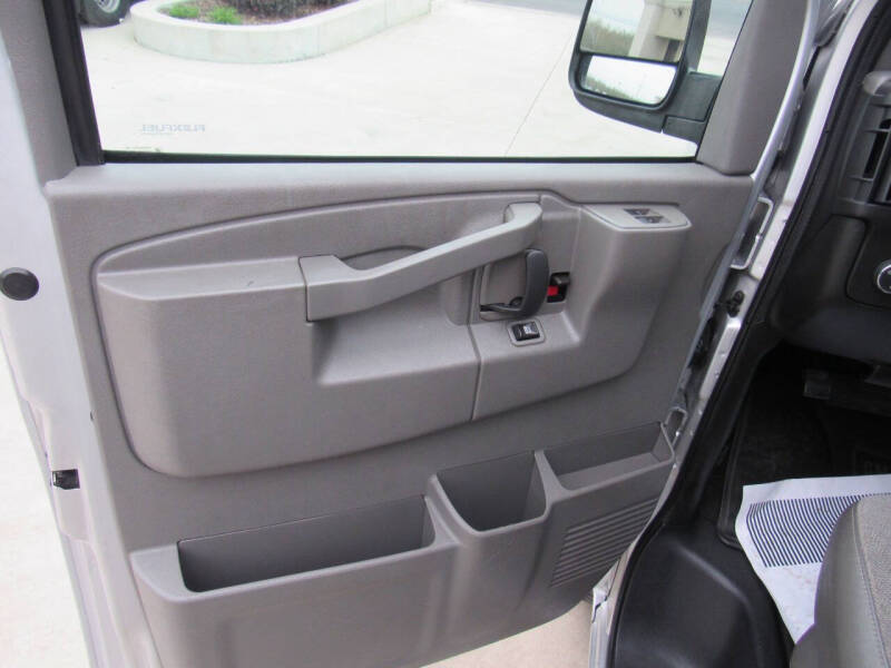 2016 Chevrolet Express LS 2500