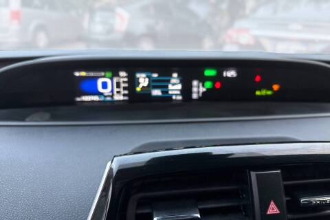 2018 Toyota Prius Three Touring