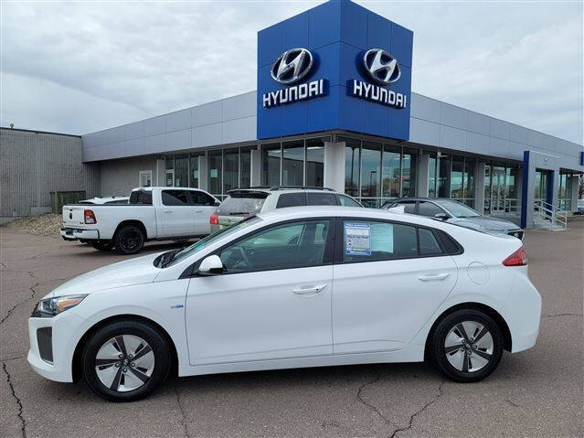 2017 Hyundai Ioniq Hybrid Blue