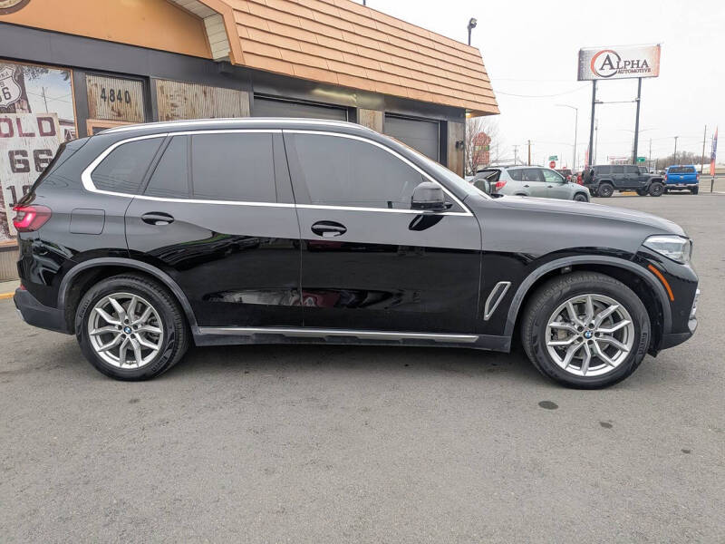 Used 2021 BMW X5 40i with VIN 5UXCR6C07M9G17710 for sale in Billings, MT