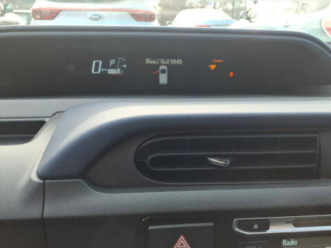 2015 Toyota Prius c Two