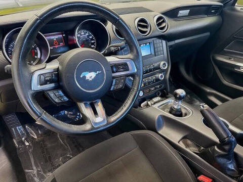 2021 Ford Mustang EcoBoost