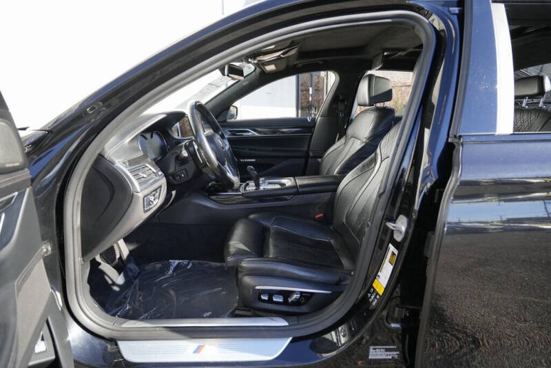 2016 BMW 7 Series 750i xDrive