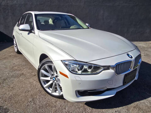 2012 BMW 3 Series 328i