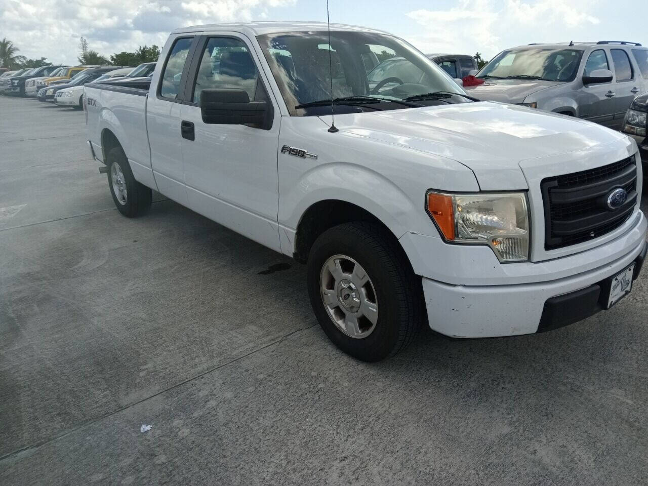 2014 Ford F-150 Pickup - $9,950