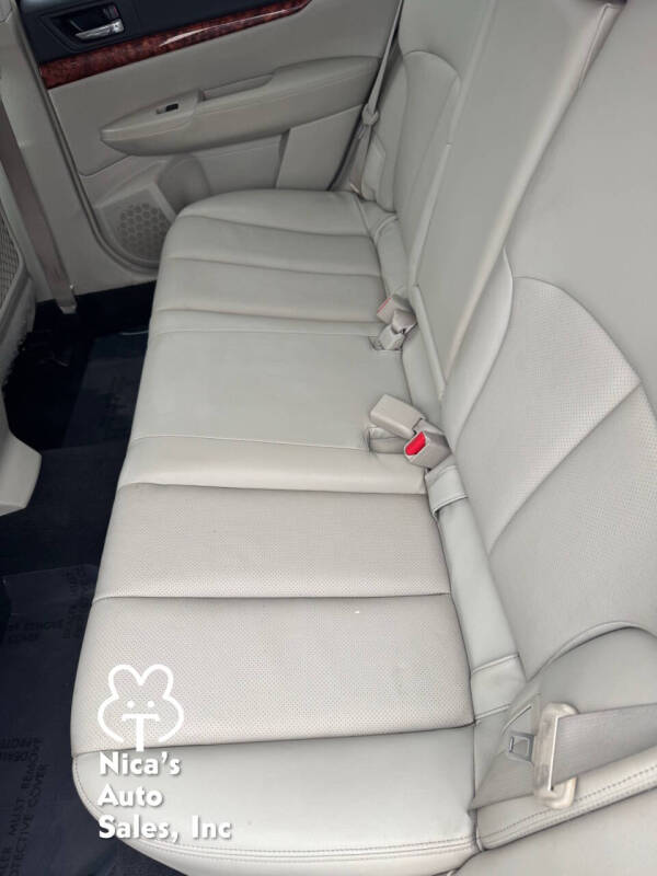 2010 Subaru Outback 2.5i Limited