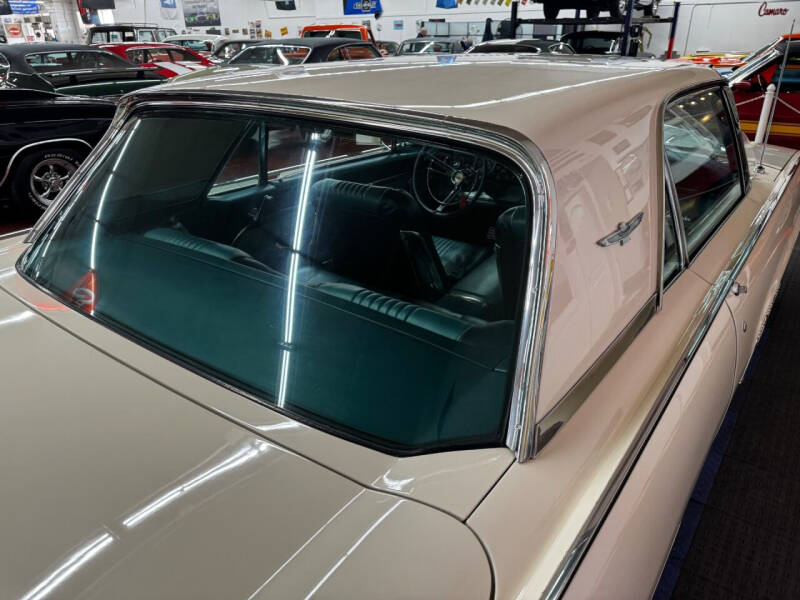 1963 Ford Thunderbird