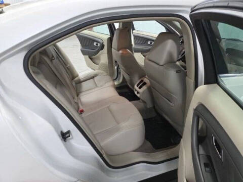 2011 Ford Taurus SEL