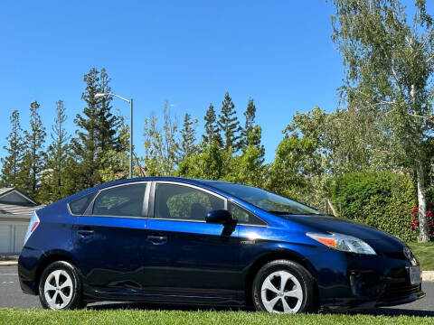 2015 Toyota Prius for sale at California Diversified Venture in Livermore CA