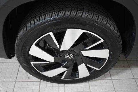 2024 Volkswagen Taos SEL 4Motion