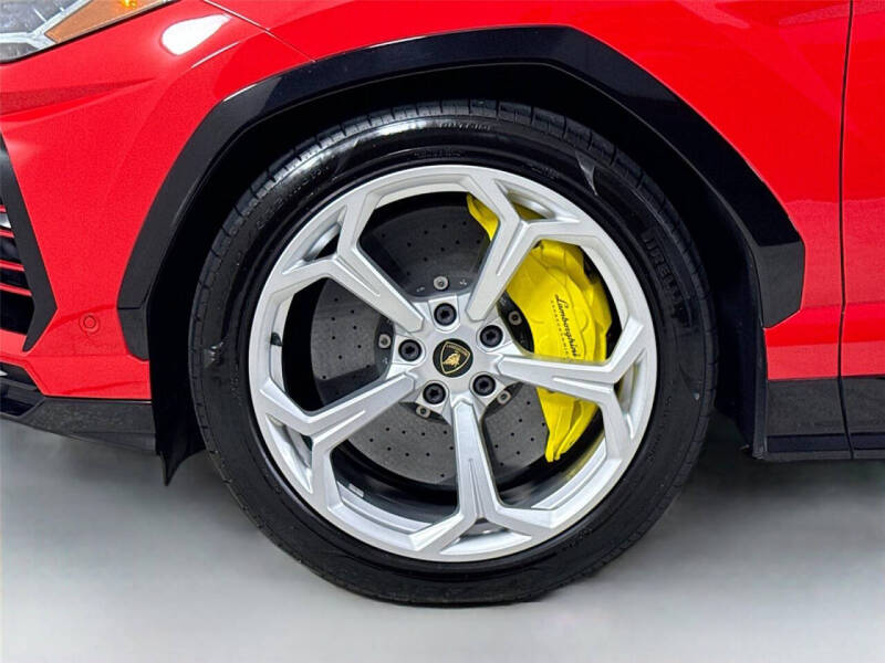 2020 Lamborghini Urus