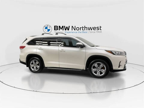 2017 Toyota Highlander