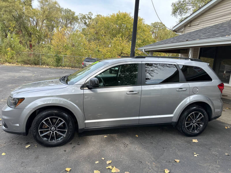 2018 Dodge Journey SXT photo 2