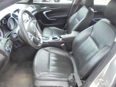 2012 Buick Regal Premium 1