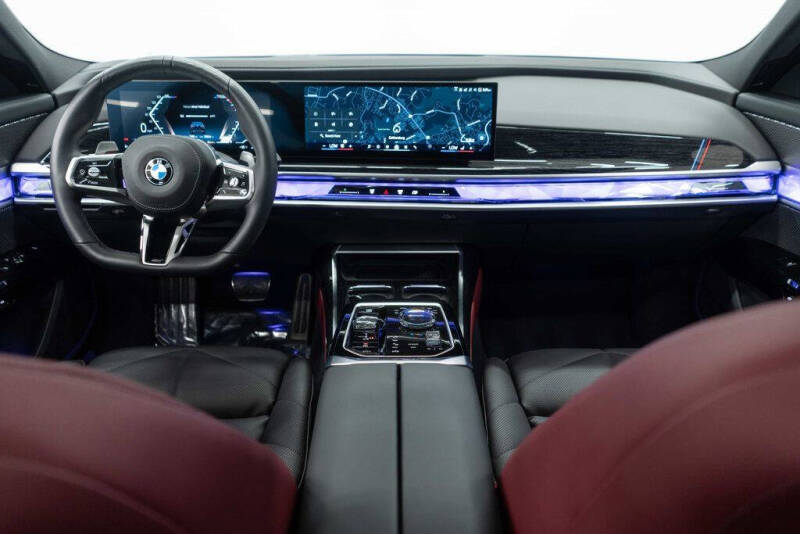 2025 BMW 7 Series 740i xDrive