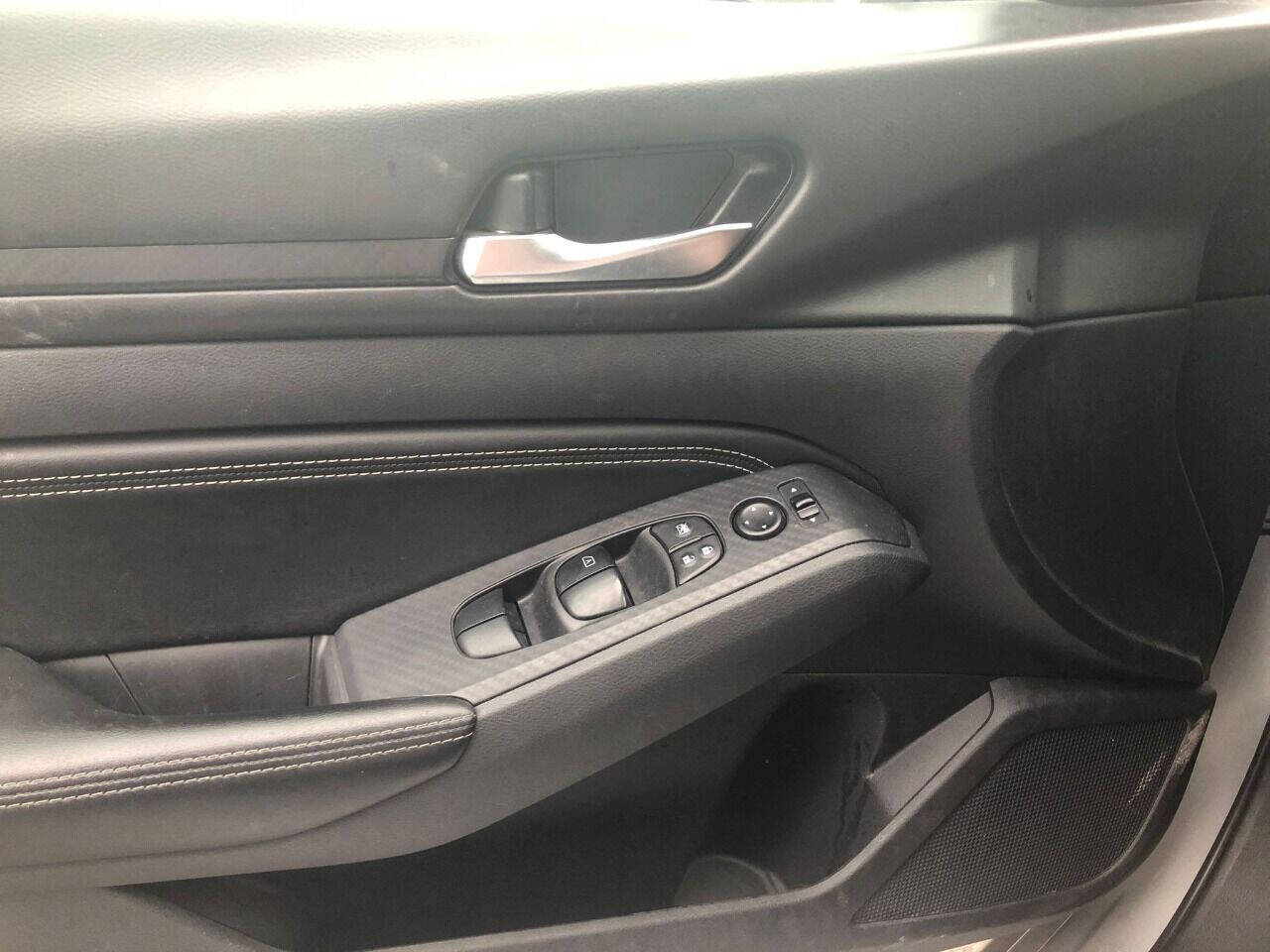 2020 NISSAN Altima Sedan - $17,500