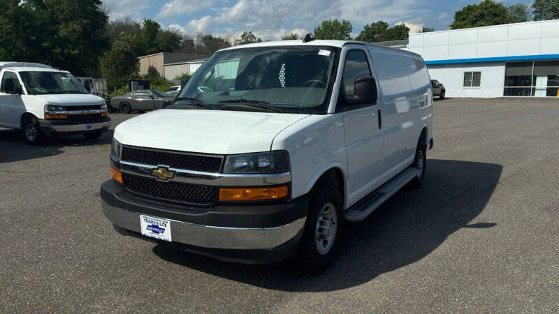 2025 Chevrolet Express 2500