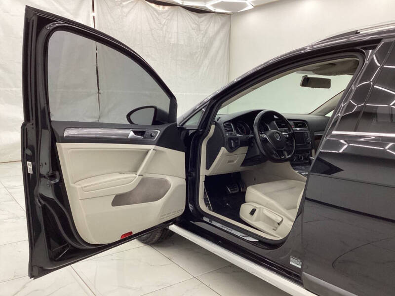 2017 Volkswagen Golf Alltrack