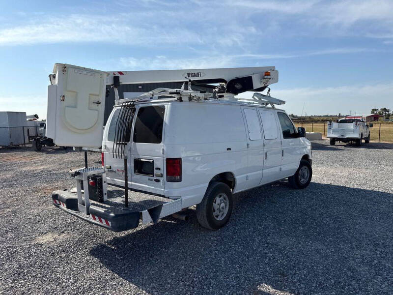 2010 Ford E-Series E-350 SD