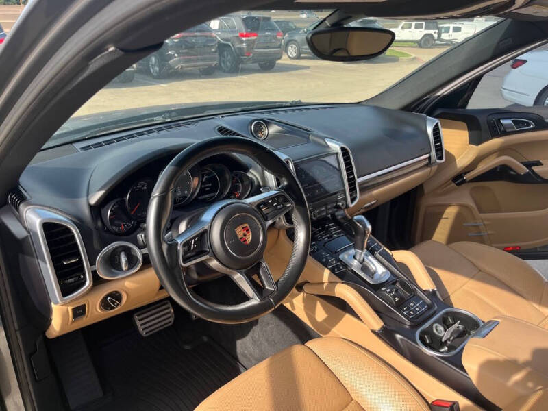 2017 Porsche Cayenne S