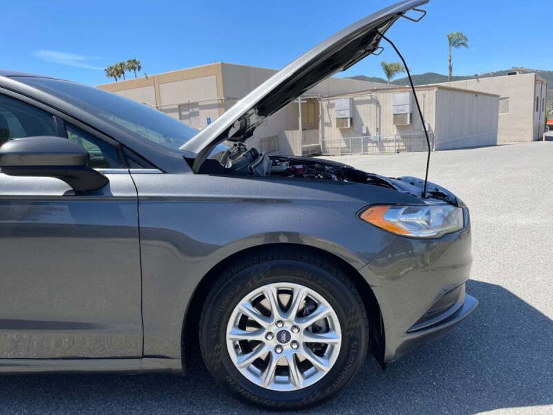 2017 Ford Fusion S