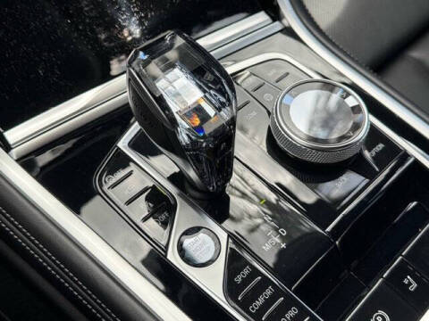 2023 BMW 8 Series 840i xDrive
