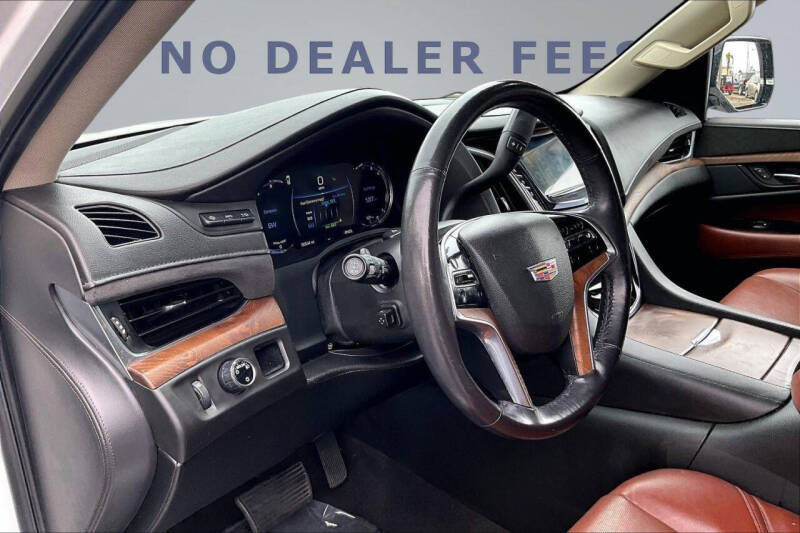 2020 Cadillac Escalade Luxury