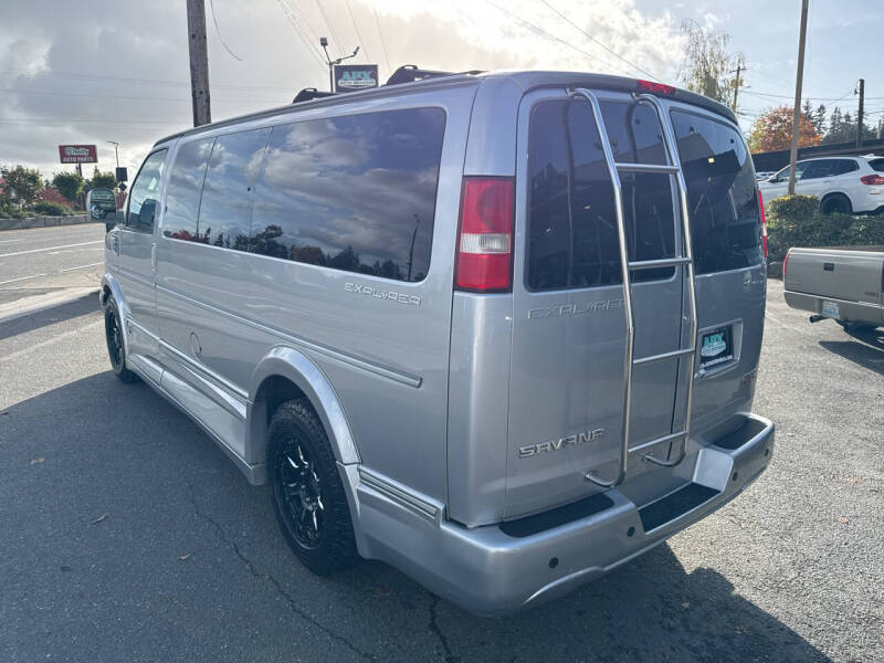 2017 GMC Savana 2500