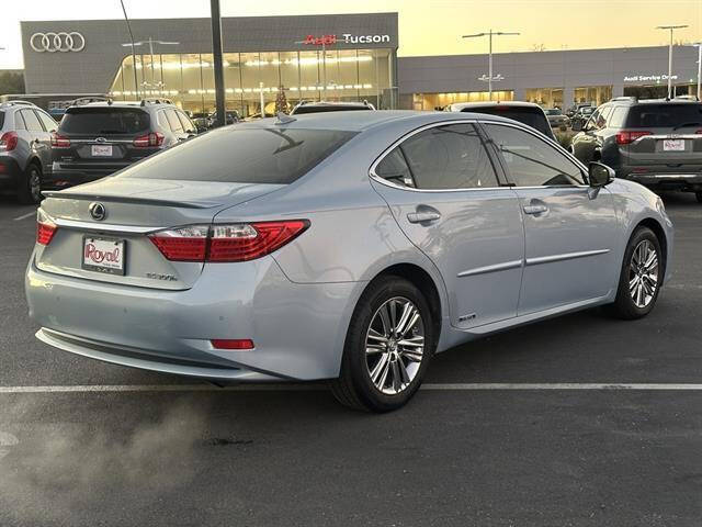 2013 Lexus ES 300h