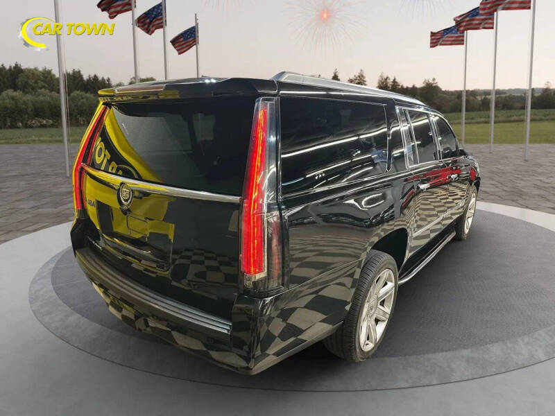 2015 Cadillac Escalade ESV Luxury