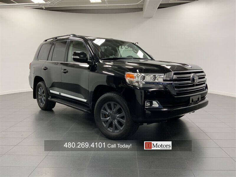 2016 Toyota Land Cruiser