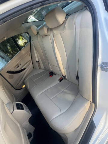 2015 BMW 3 Series 320i xDrive