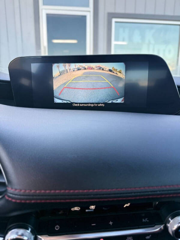 2022 Mazda Mazda3 Sedan Carbon Edition