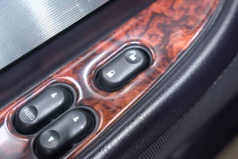 2004 Ford Thunderbird Deluxe