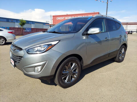 2015 Hyundai Tucson for sale at Credit World Auto Sales in Fresno CA