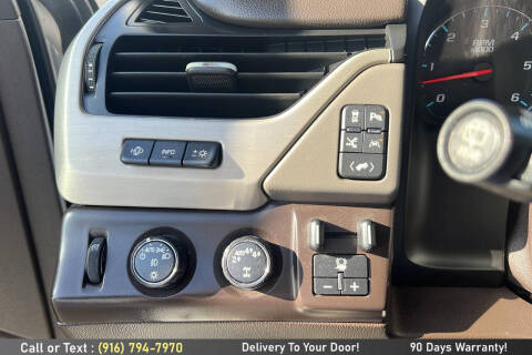 2017 GMC Yukon XL Denali