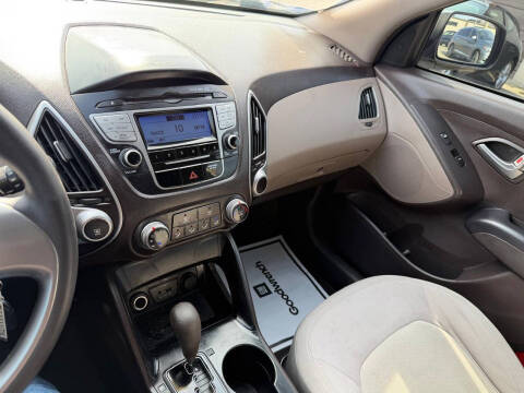 2011 Hyundai Tucson GL