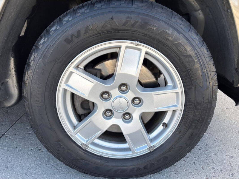 2006 Jeep Grand Cherokee Laredo