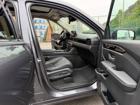 2023 Honda Pilot Touring