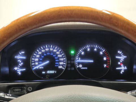 2004 Lexus LX 470