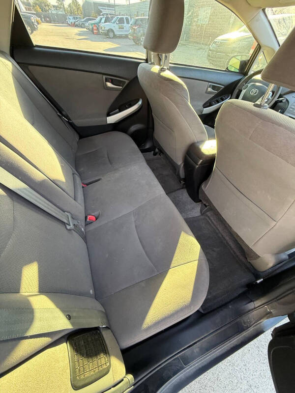 2014 Toyota Prius Two