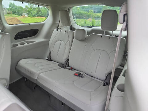 2020 Chrysler Pacifica Touring L Plus