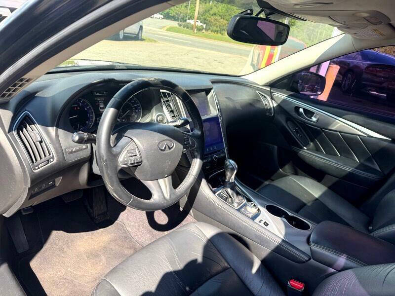 2017 Infiniti Q50 2.0T