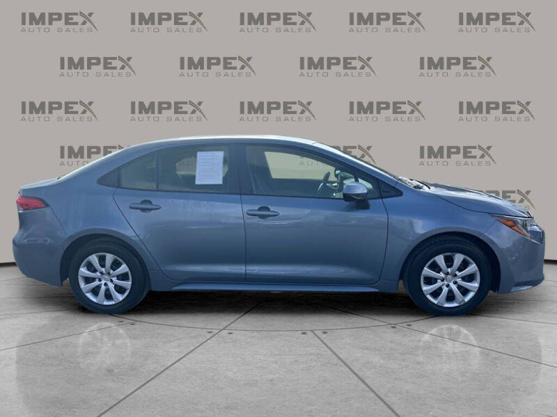 2022 Toyota Corolla LE